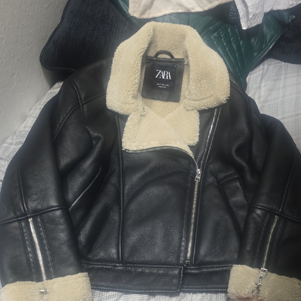 Zara Black Jacket with Cream Shearling